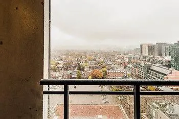 Gladstone Suites - Toronto Central Canada