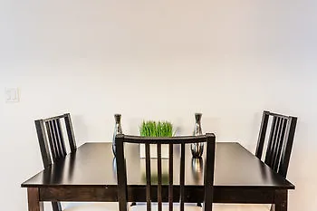 Gladstone Suites - Toronto Central Hotel